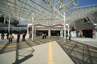 小田急電鉄　新百合ヶ丘駅画像