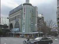 阪急神戸三宮駅前画像