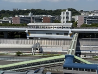 横浜シーサイドライン　並木中央駅画像