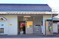 長良川鉄道　関駅画像