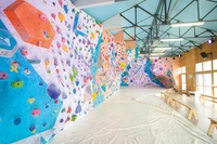 CLIMBING&CAFE WAREHOUSE UN ROCHER　アンロシェ画像