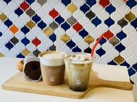 swan's cafe juice stand画像