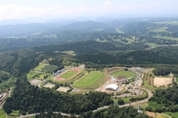 魚津桃山運動公園桃山野球場画像